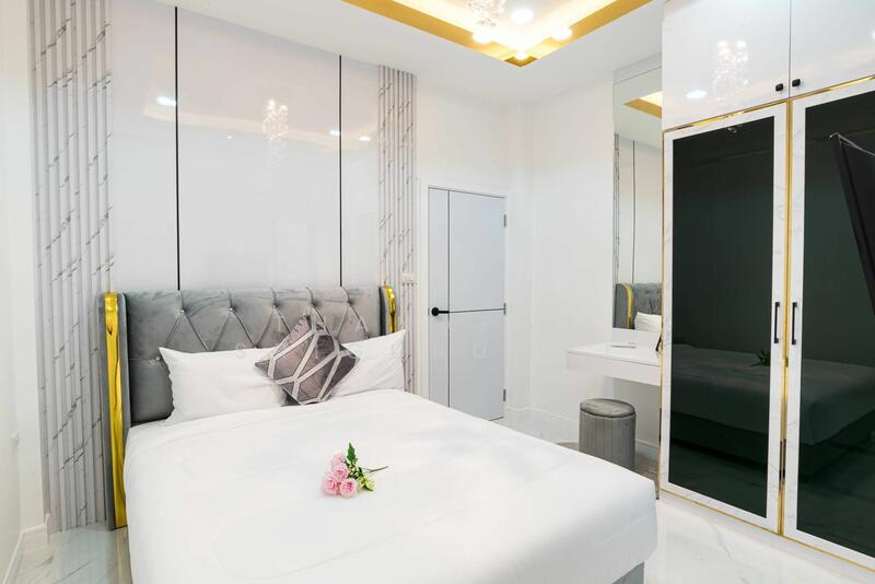 For Sale - 3-BR House close to Map Prachan Lake (2341961), Chon Buri (Pattaya)