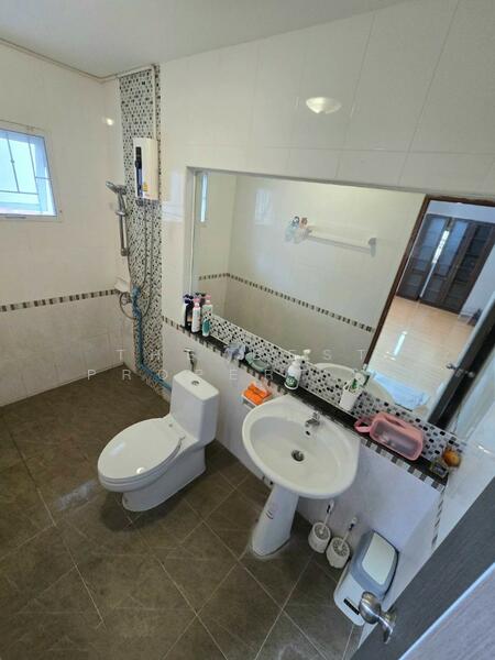 ขาย - Chuan Chuen Prachauthit-Suksawat : ชวนชื่น ประชาอุทิศ-สุขสวัสดิ์, กรุงเทพ