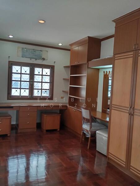 ให้เช่า - Townhome Area Pinklao, กรุงเทพ