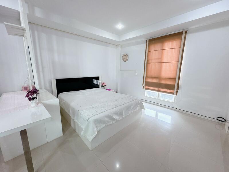 For Sale - Thanaburi Residence, Chon Buri