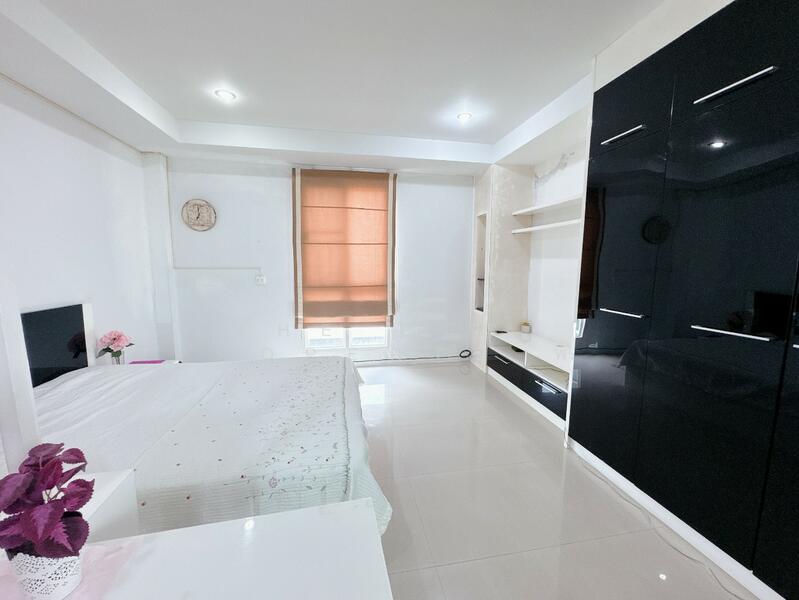 For Sale - Thanaburi Residence, Chon Buri