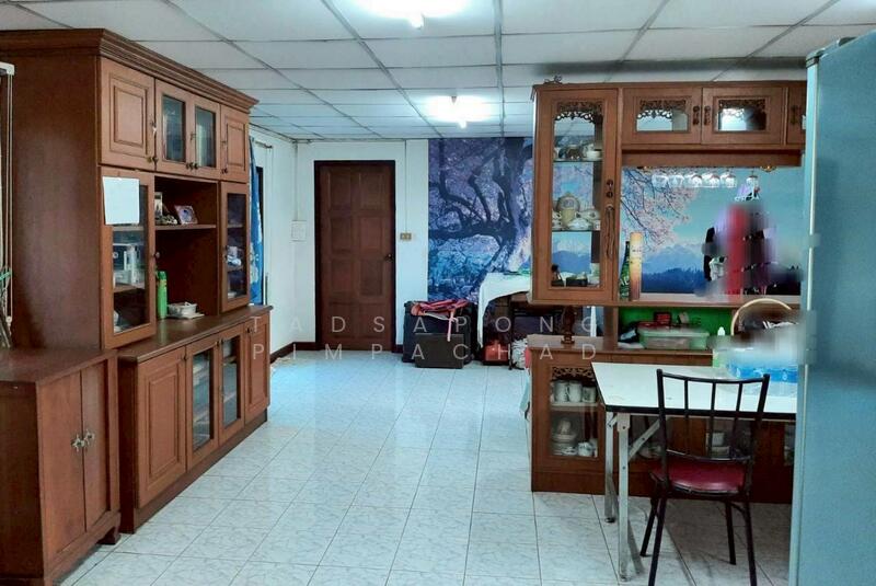 For Sale - ตึก4 ชั้น ถนนนิมมานท์ ซอย13 เชียงใหม่, Chiang Mai