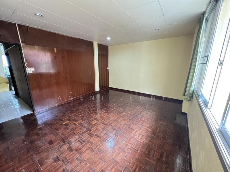 For Sale - Commercial building for sale, 4 floors, Soi Uthai Farm (SPSJN204), Bangkok