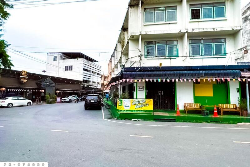 ขาย - PK-974839 อาคารพาณิชย์ ท่าหิน ซ.ราชดำเนิน 2 ถ.สรศักดิ์ 1 ลพบุรี ใกล้ สวนราชานุสรณ์, ลพบุรี