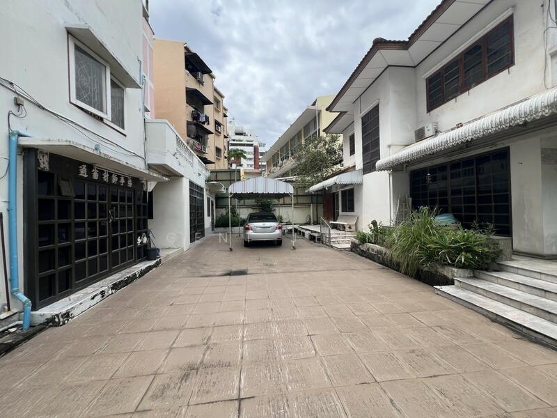 For Sale - For Sale: 2-Storey House with 4-Storey Commercial Building (SPSJN206), Bangkok