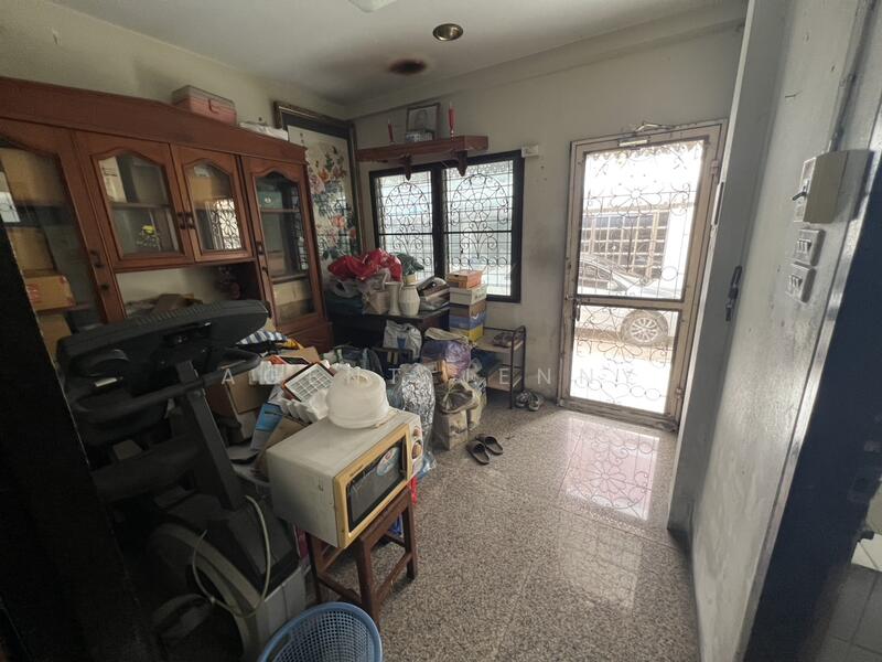 For Sale - For Sale: 2-Storey House with 4-Storey Commercial Building (SPSJN206), Bangkok