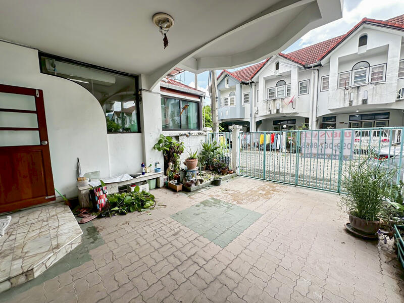 ขาย - หมู่บ้าน มธุรสโฮม 9 บางเขน เมืองนนทบุรี, นนทบุรี