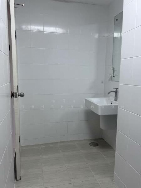 The Trust Residence Pinklao, Bangkok, 151  Boromarajonani Road, Arun Amarin, Bangkok Noi, Bangkok, 1 Bedroom, 33 sqm, Condo For Sale, by Chanisa Weschayasompitak, 60211851 - DDproperty.com