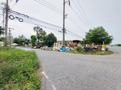 ขาย - ที่ดินเปล่า1ไร่ 7 ตารางวา ซอยสุวินทวงศ์ 51 ถ.สุวินทวงศ์ ซ.สุวินทวงศ์ 51 แขวงหนองจอก, กรุงเทพ