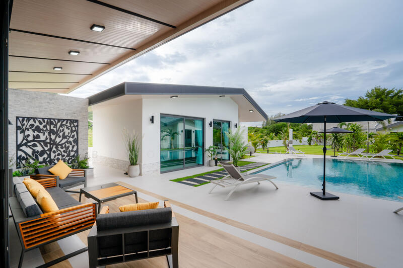Hua Hin Soi 116, Prachuap Khiri Khan, Nong Kae, Hua Hin, Prachuap Khiri Khan, 3 Bedrooms, 600 sqm, Villa For Sale, by Benoit Gagne, 60212018 - DDproperty.com