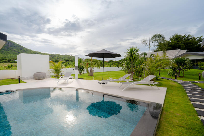 Hua Hin Soi 116, Prachuap Khiri Khan, Nong Kae, Hua Hin, Prachuap Khiri Khan, 3 Bedrooms, 600 sqm, Villa For Sale, by Benoit Gagne, 60212018 - DDproperty.com