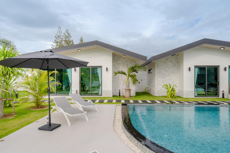 Hua Hin Soi 116, Prachuap Khiri Khan, Nong Kae, Hua Hin, Prachuap Khiri Khan, 3 Bedrooms, 600 sqm, Villa For Sale, by Benoit Gagne, 60212018 - DDproperty.com