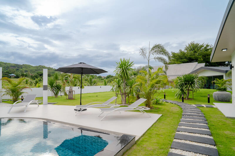 Hua Hin Soi 116, Prachuap Khiri Khan, Nong Kae, Hua Hin, Prachuap Khiri Khan, 3 Bedrooms, 600 sqm, Villa For Sale, by Benoit Gagne, 60212018 - DDproperty.com