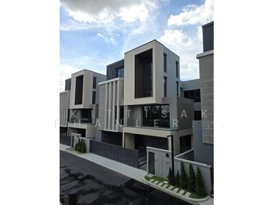 ขาย - บีร์ออน เกษตร-นวมินทร์, กรุงเทพ