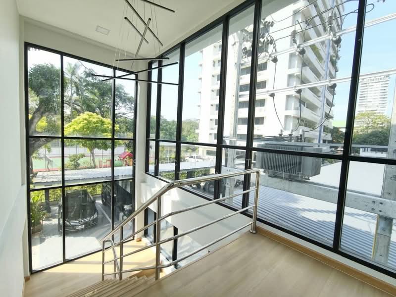 Commercial space for rent, size 120 sqm., 1st & 2nd floor, Brand-new @Nana-Asok area, Bangkok, Khlong Toei, Khlong Toei, Bangkok, , 120 sqm, Office Space For Rent, by Suchart Roachthavilit, 60212632 - DDproperty.com
