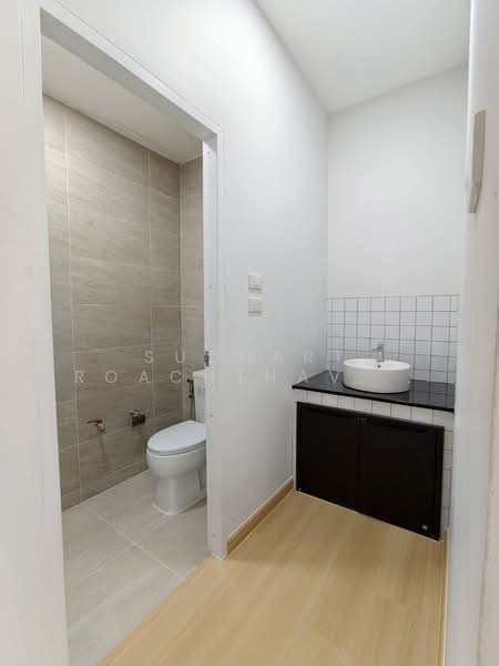 Commercial space for rent, size 120 sqm., 1st & 2nd floor, Brand-new @Nana-Asok area, Bangkok, Khlong Toei, Khlong Toei, Bangkok, , 120 sqm, Office Space For Rent, by Suchart Roachthavilit, 60212632 - DDproperty.com