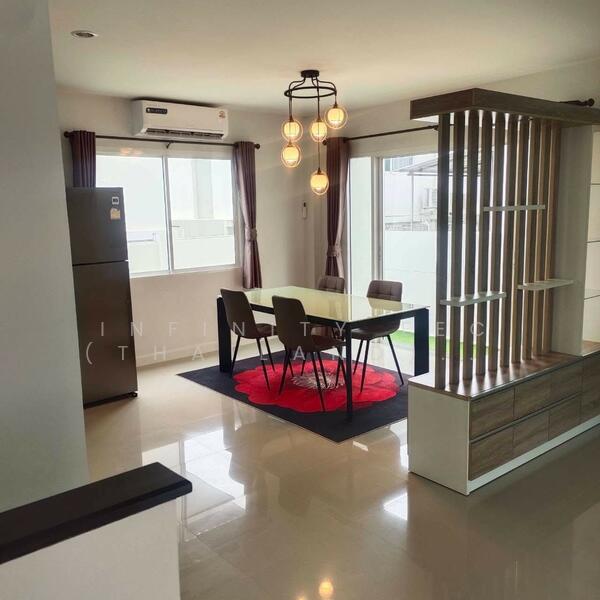 ให้เช่า - (Office C) ให้เช่าบ้านเดี่ยวหลังใหญ่ บ้านสวยทำเลดี พร้อมเฟอร์นิเจอร์ หมู่บ้าน Lakevalley sriracha, ชลบุรี