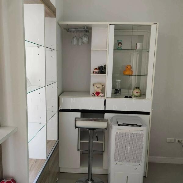 ให้เช่า - (Office C) ให้เช่าบ้านเดี่ยวหลังใหญ่ บ้านสวยทำเลดี พร้อมเฟอร์นิเจอร์ หมู่บ้าน Lakevalley sriracha, ชลบุรี