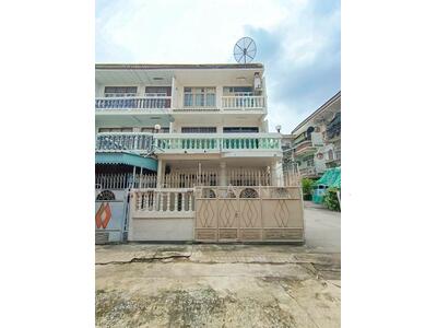 ขาย - ทาวน์โฮม 3 ชั้น ซ.จรัญสนิทวงศ์ 34/2 แขวงบางบำหรุ เขตบางกอกน้อย กรุงเทพมหานคร, กรุงเทพ