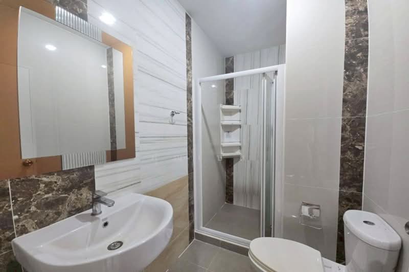 Golden Town 3 Bangna-Suanluang, Bangkok, Kanchanaphisek Road, Prawet, Bangkok, 4 Bedrooms, 117 sqm, Townhouse For Sale, by คุณเบล, 60213337 - DDproperty.com