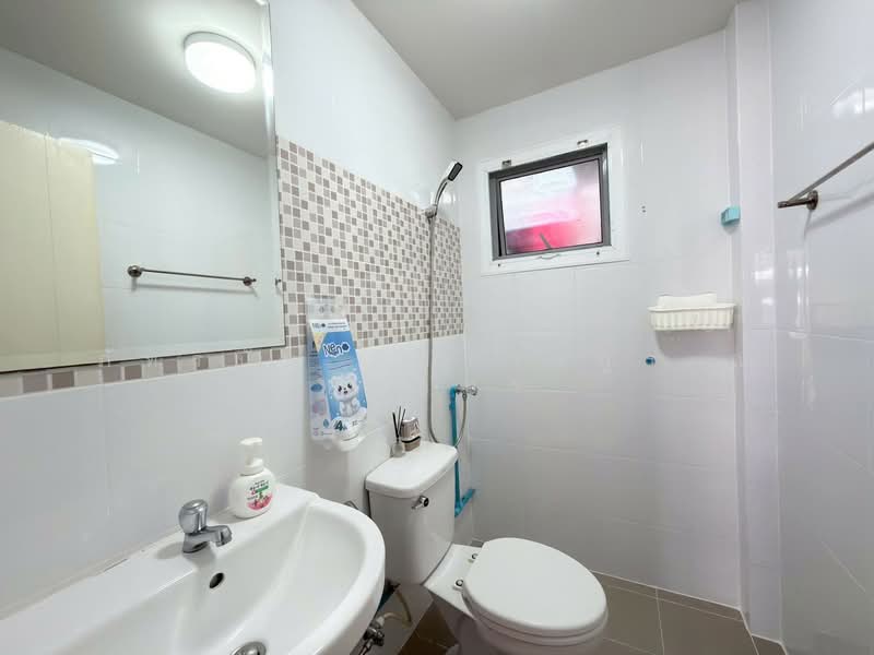 Supalai Bella Krungthep Pathumthani, Pathum Thani, Soi Watnongprong, Bang Dua, Muang Pathum Thani, Pathum Thani, 3 Bedrooms, 78 sqm, Townhouse For Sale, by ภัทรนัน อิศรางกูร ณ อยุธยา, 60213399 - DDproperty.com