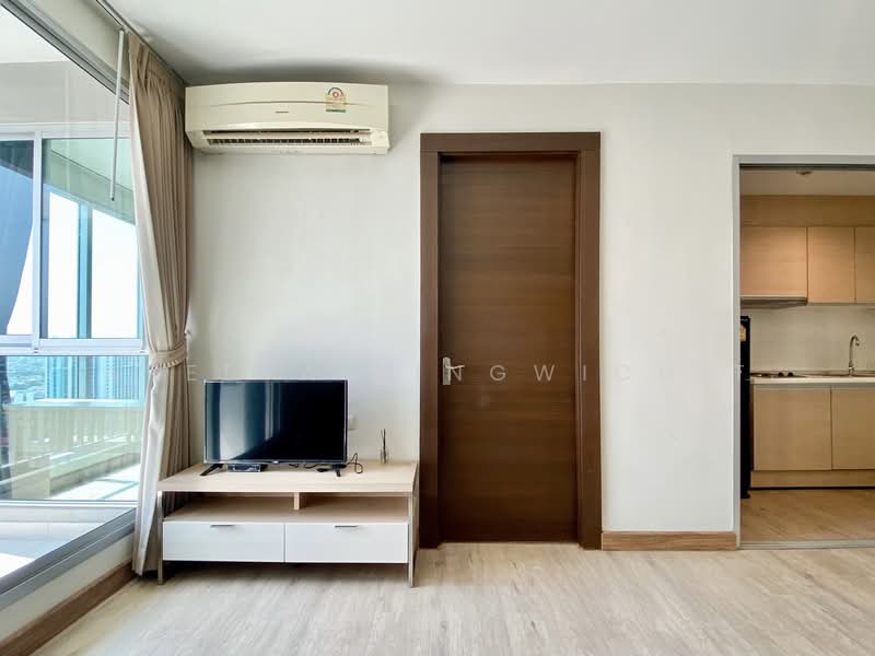 Rhythm Ratchada, Bangkok, 558 Ratchadaphisek Road, Samsen Nok, Huai Khwang, Bangkok, 1 Bedroom, 46 sqm, Condo For Rent, by Areeya Kingwichit, 60213457 - DDproperty.com