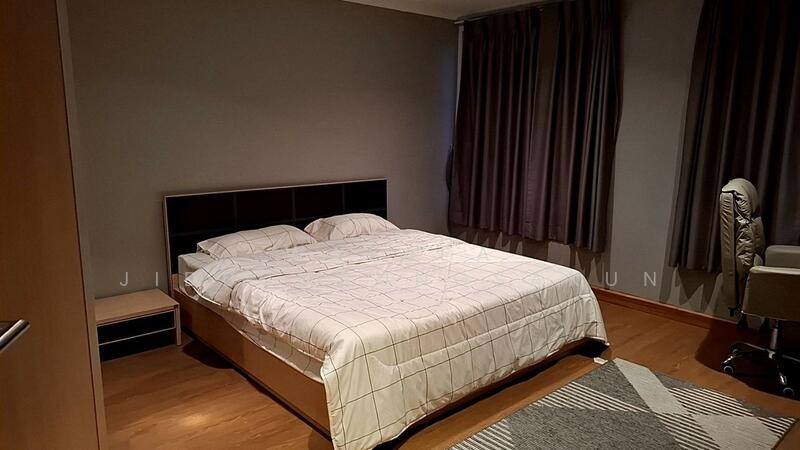 ขาย - The Oleander : เดอะ โอเลียนเดอร์, กรุงเทพ