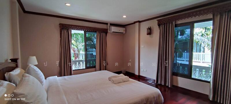 ให้เช่า - บ้านเดี่ยวเรือนไทยร่วมสมัย 3 ห้องนอนในโครงการย่านสาทร-ถ.นราธิวาส, กรุงเทพ