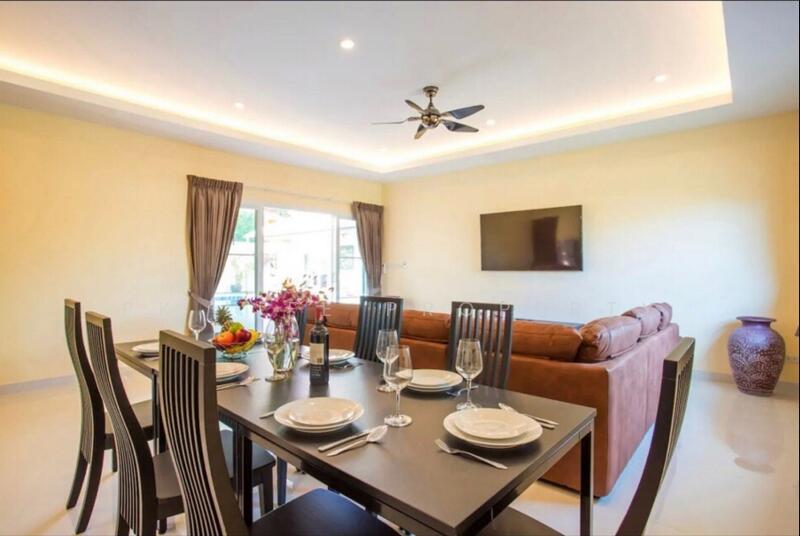ให้เช่า - 7R0135 This pool villa 6bedroom 7bathroom 120,000/month at Rawai have fully furnished, ภูเก็ต