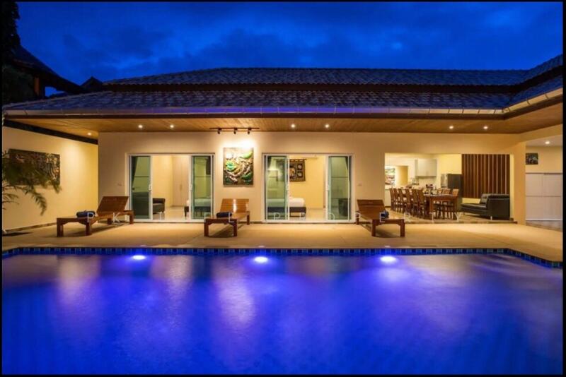 ให้เช่า - 7R0135 This pool villa 6bedroom 7bathroom 120,000/month at Rawai have fully furnished, ภูเก็ต