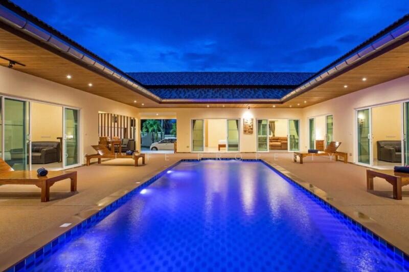 ให้เช่า - 7R0135 This pool villa 6bedroom 7bathroom 120,000/month at Rawai have fully furnished, ภูเก็ต