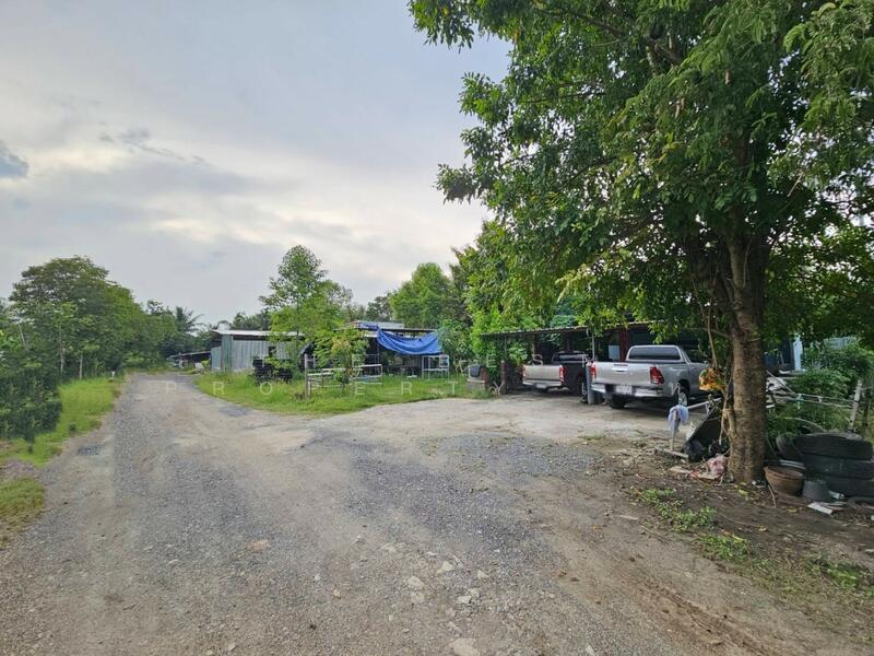For Sale - ที่ดินพร้อมสิ่งปลูกสร้างคลองสามวา กรุงเทพมหานคร, Bangkok