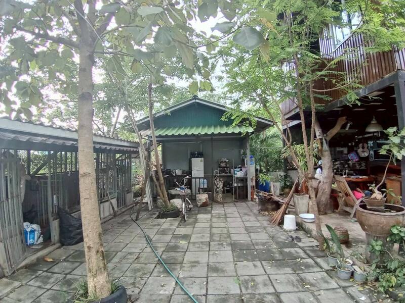 Land and custom-built house for sale, 103 sq wah, Phanasonthi Garden, Bangkok, ไมตรีจิต, Sam Wa Tawan Ok, Khlong Sam Wa, Bangkok, 3 Bedrooms, 120 sqm, Single Detached House For Sale, by CHAWALIT KONGSAKPAIBUL, 60214716 - DDproperty.com