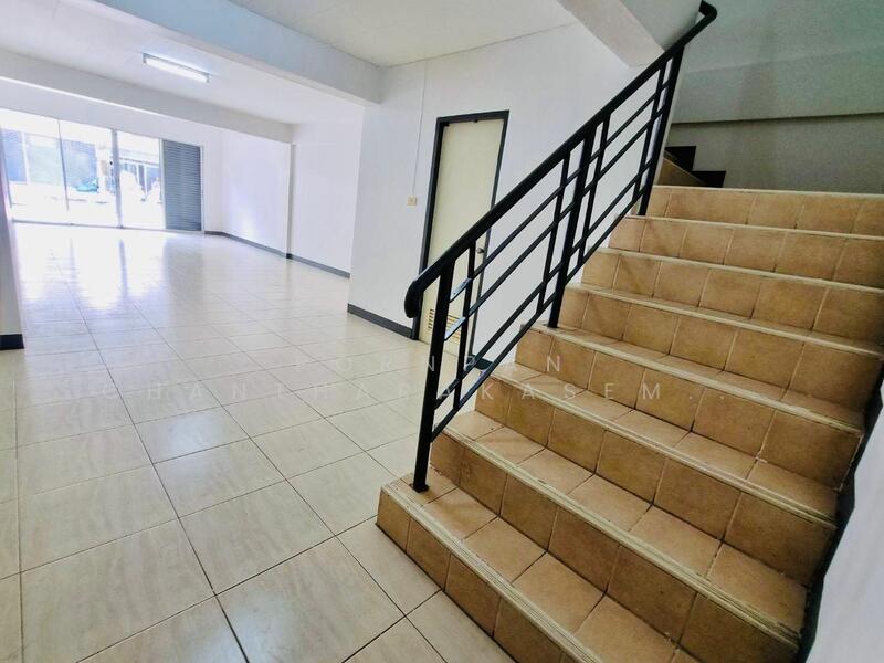 ให้เช่า - Rungkit Villa 14 : รุ่งกิจวิลล่า 14, กรุงเทพ