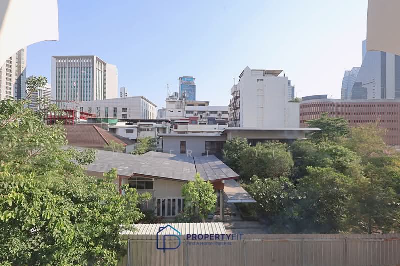 For Rent - Apartment Building 220 Sukhumvit Soi 1, Bangkok