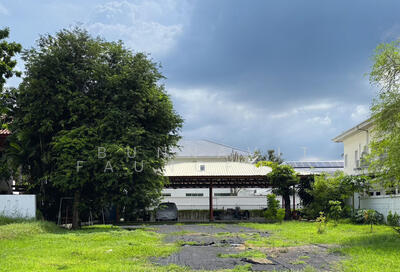 ขาย - Beverly Hills Chaengwattana : หมู่บ้านเบเวอร์ลี่ ฮิลส์ แจ้งวัฒนะ, กรุงเทพ