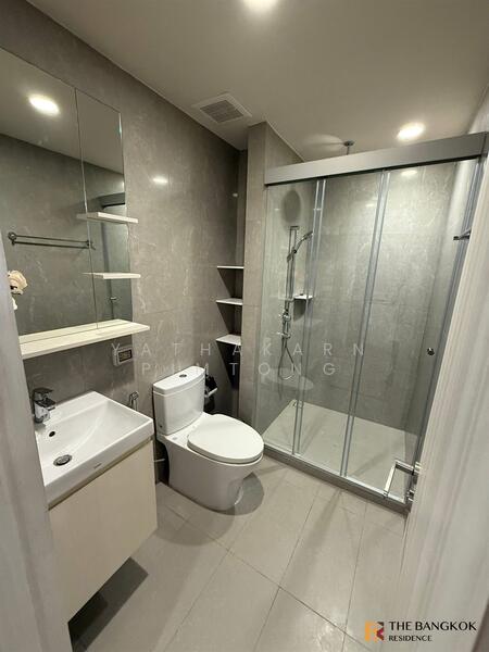 The Issara Sathorn : ดิ อิสสระ สาทร, Bangkok, ถนนจันทน์, Thung Maha Mek, Sathon, Bangkok, 1 Bedroom, 37 sqm, Condo For Rent, by Nicha Peerakittikul, 60215789 - DDproperty.com