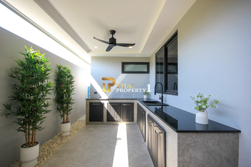 Soi Hua Hin 112, Prachuap Khiri Khan, Nong Kae, Hua Hin, Prachuap Khiri Khan, 4 Bedrooms, 410 sqm, Villa For Sale, by Dawud Prathanchai, 60216326 - DDproperty.com