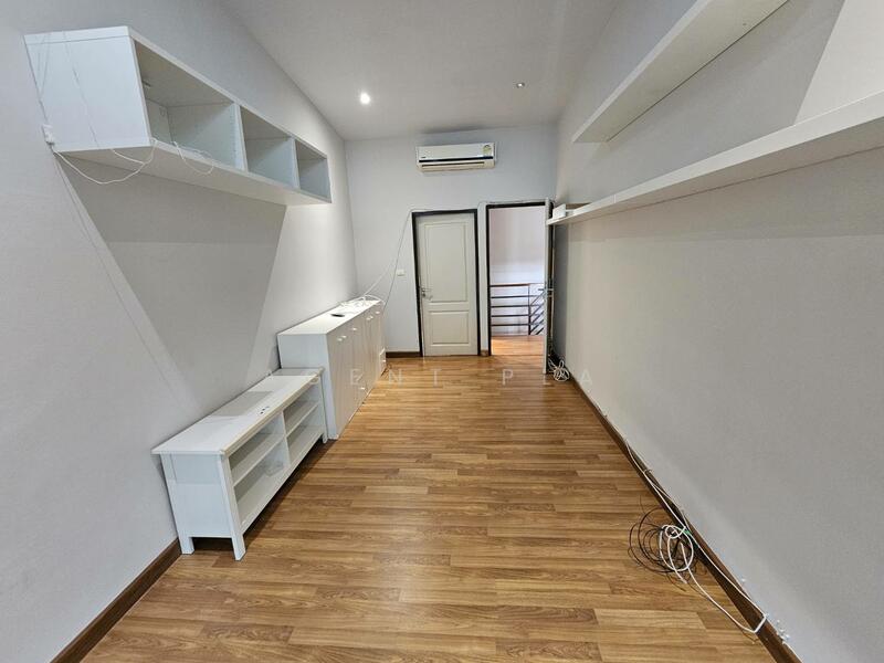 For Rent - Townhome for rent at Oasis Loft Sukhumvit 64 (SPSAD3484), Bangkok