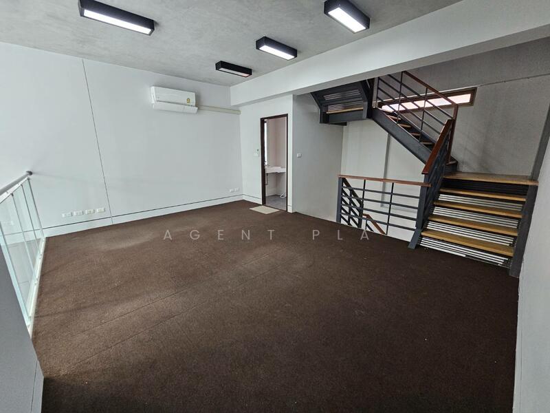 For Rent - Townhome for rent at Oasis Loft Sukhumvit 64 (SPSAD3484), Bangkok