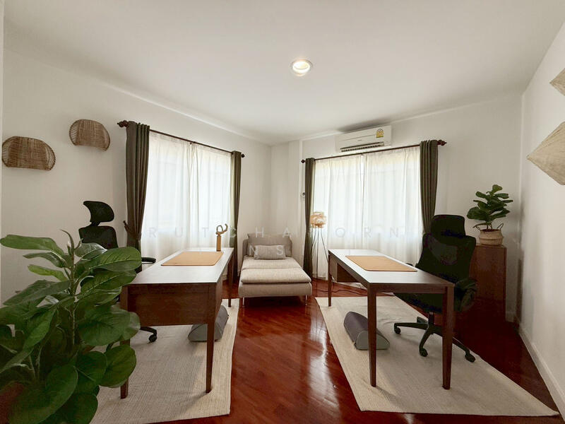 ให้เช่า - บ้านสวยในโครงการ ให้เช่าเดือนละ 37,000 บาท ใกล้ม.พายัพเพียง 5 นาที No.6H195, เชียงใหม่