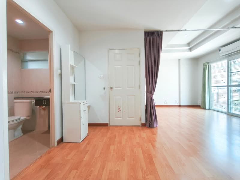 The Town Rama 5, Nonthaburi, Bang Sri Mueang 1 Road, Bang Sri Muang, Muang Nonthaburi, Nonthaburi, 5 Bedrooms, 220 sqm, Townhouse For Sale, by Punpapa Rassamee, 60217227 - DDproperty.com