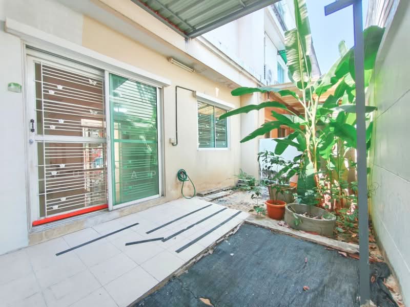 The Town Rama 5, Nonthaburi, Bang Sri Mueang 1 Road, Bang Sri Muang, Muang Nonthaburi, Nonthaburi, 5 Bedrooms, 220 sqm, Townhouse For Sale, by Punpapa Rassamee, 60217227 - DDproperty.com