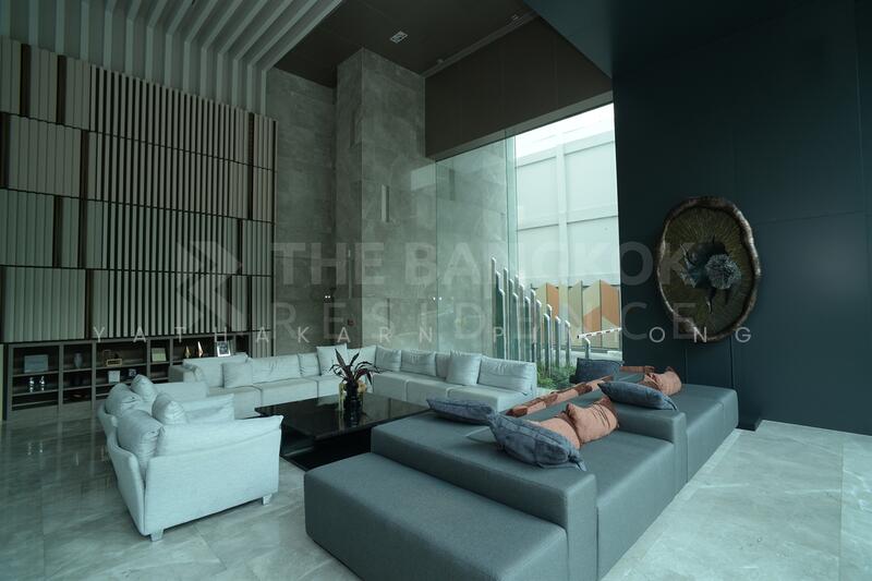 For Rent - The Room BTS Wongwianyai, Bangkok