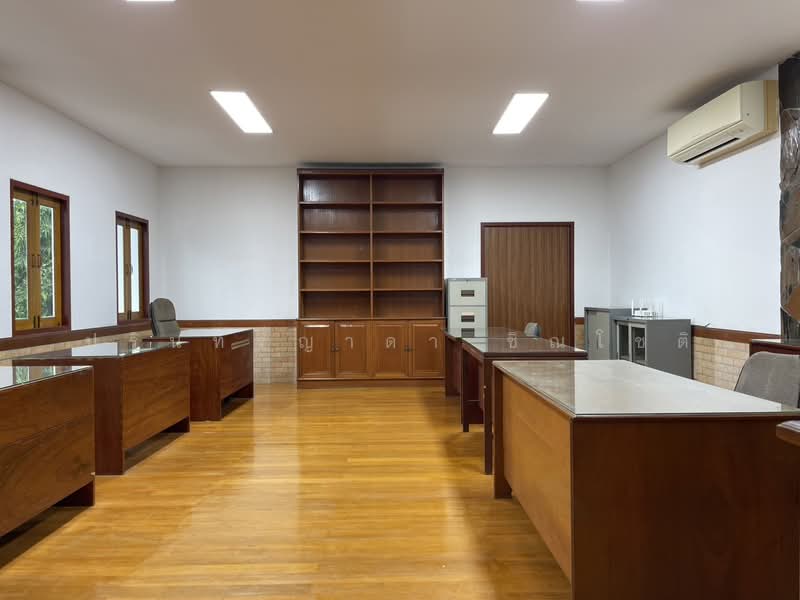 Home Office Lat Pla Khao, Bangkok, Chorake Bua, Lat Phrao, Bangkok, 4 Bedrooms, 380 sqm, Single Detached House For Rent, by ปรินทร์ญาดา ชิณโชติ, 60217499 - DDproperty.com