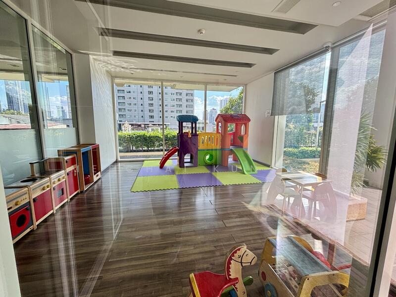 ขาย - Ivy Thonglor : ไอวี่ ทองหล่อ, กรุงเทพ