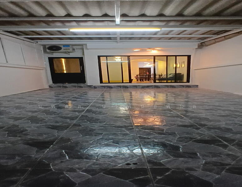 ขาย - Rattanawadi Village หมู่บ้านรัตนาวดี, นนทบุรี