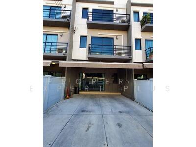 ขาย - Baan Klang Muang Pinklao - Charan : บ้านกลางเมือง ปิ่นเกล้า - จรัญฯ, กรุงเทพ