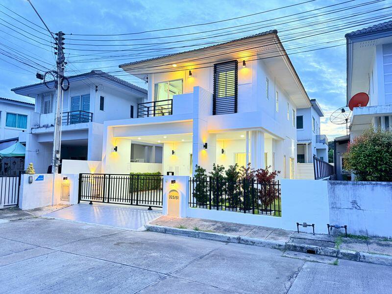 ขาย - ขายบ้านเดี่ยวรีโนเวทใหม่ ม.เดอะวิสต้า อ่าวอุดม เขาน้ำซับ ศรีราชา, ชลบุรี