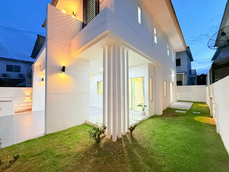ขาย - ขายบ้านเดี่ยวรีโนเวทใหม่ ม.เดอะวิสต้า อ่าวอุดม เขาน้ำซับ ศรีราชา, ชลบุรี